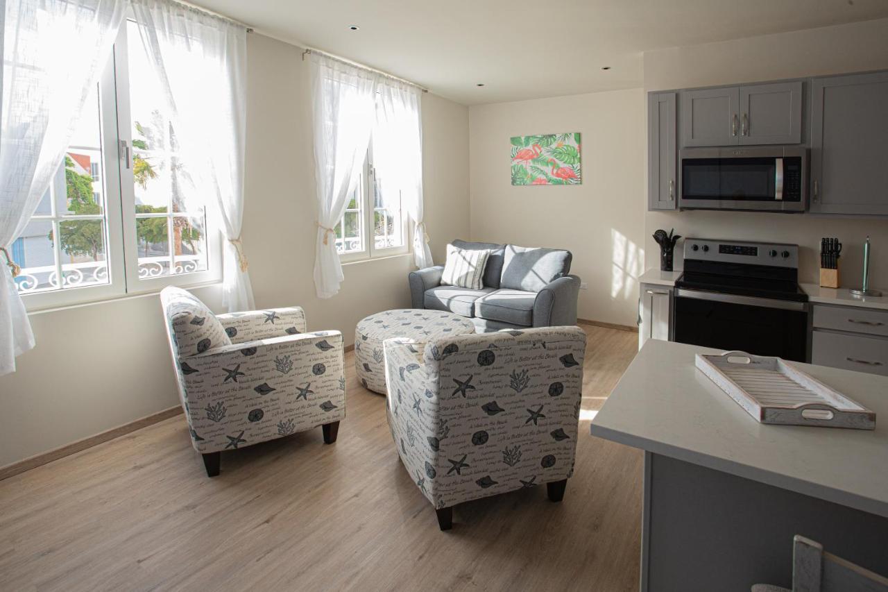 Oranjestad City Suites Екстер'єр фото