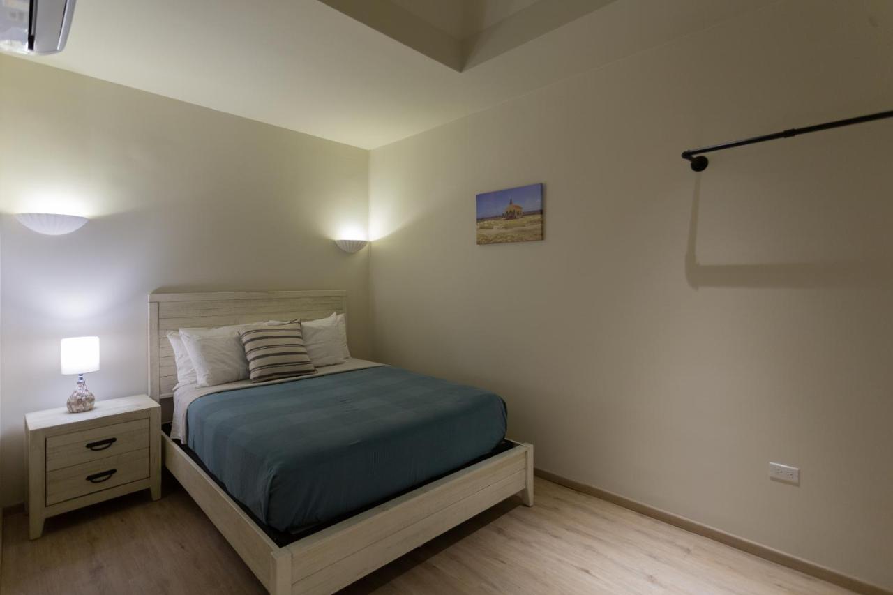 Oranjestad City Suites Екстер'єр фото